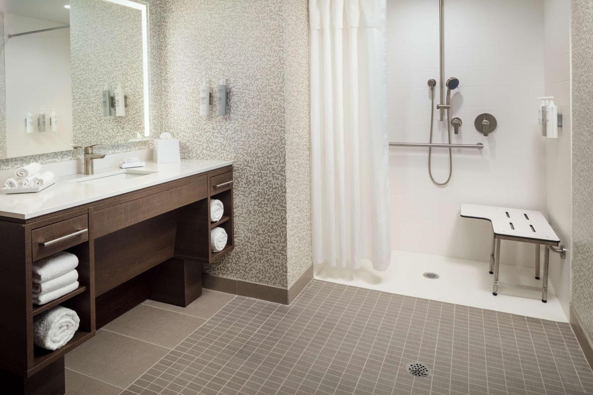 Home2 Suites By Hilton Wilmington Medical Park Downtown ภายนอก รูปภาพ